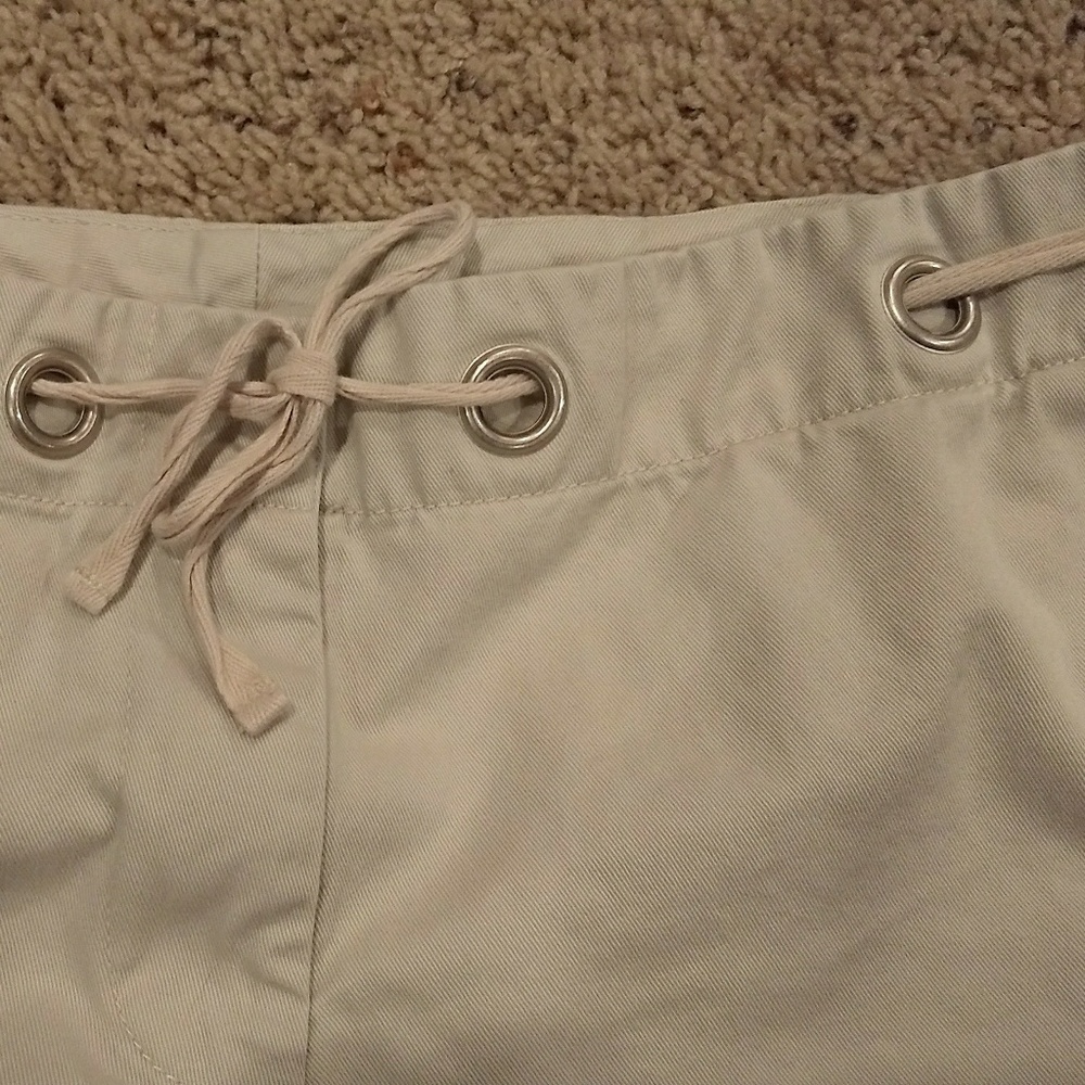 J. Crew khaki shorts w/ grommets/draw string sze 8 - Picture 4 of 4